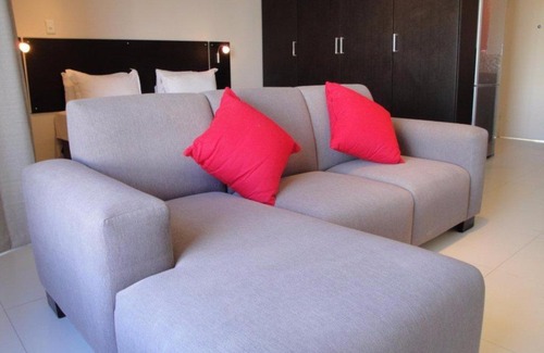 Green Point Apartment | Cascades II