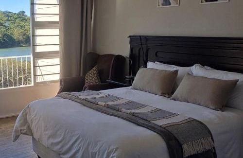 Gonubie Bed & Breakfast | Castillo Rio