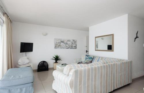 Shaka's Rock Apartment | Chakas Cove 39