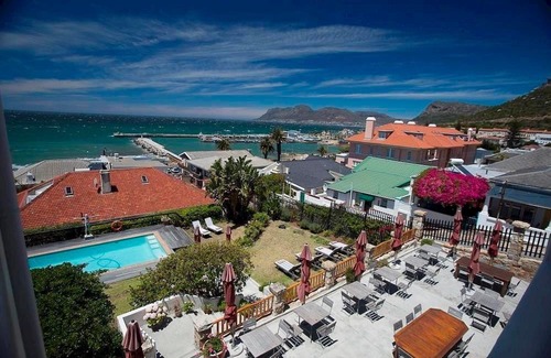 Kalk Bay Hotel | Chartfield Guesthouse