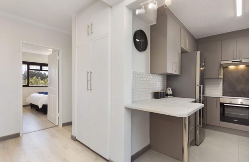Somerset West Apartment | Cisterama 102 - Two Bedroom Apartment, Sleeps 4