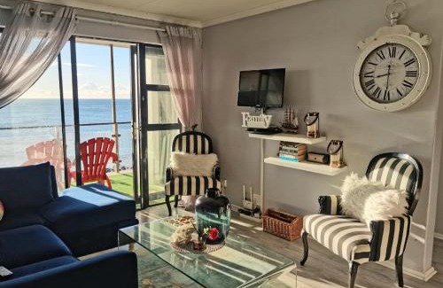 Gonubie Apartment | Classy Beach Apartment
