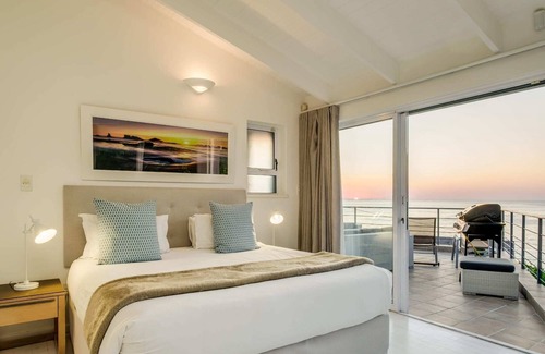 Clifton Villa | Clifton Beach Bungalow w/Views (Bungalow on 4th)