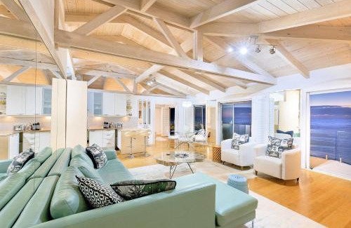 Clifton Villa | Clifton YOLO Spaces - Clifton Sea View Villa