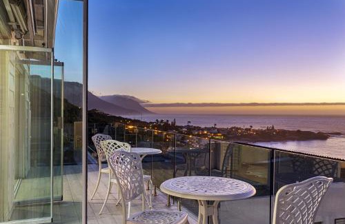 Clifton Villa | Clifton YOLO Spaces - Clifton Sea View Villa