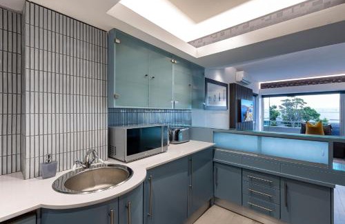 Clifton Apartment | Clifton YOLO Spaces - Clifton Beachfront Executive Apartment