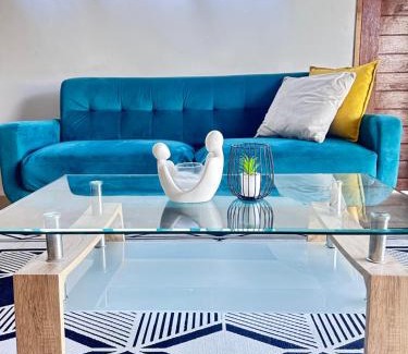 La Mercy Apartment | Coastal bliss at YnS apartment!