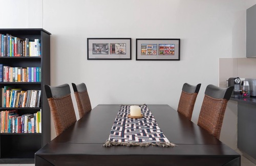 Cape Town City Centre Apartment | Contemporary City Apartment | Table Mountain Views