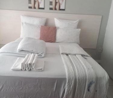 Mahikeng House | CONTRACTORS ACCOMMODATION AT Dne