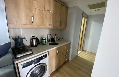 Kartal Condo | Cozy 2-bedroom condo with AC, fitness room, WiFi in lovely Istanbul