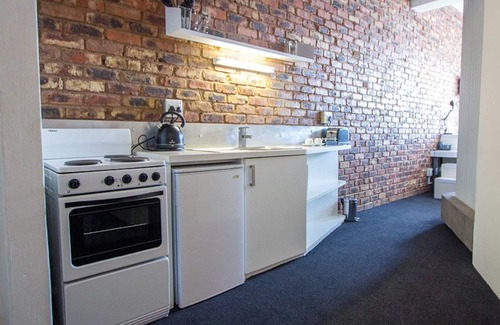 Downtown Johannesburg Hostel | CURIOCITY Johannesburg - Hostel