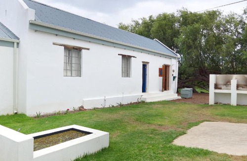 Montagu Hostel | De Bos Backpackers
