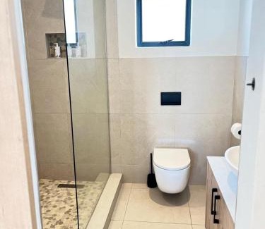 Beacon Bay Apartment | Deluxe dwellings four