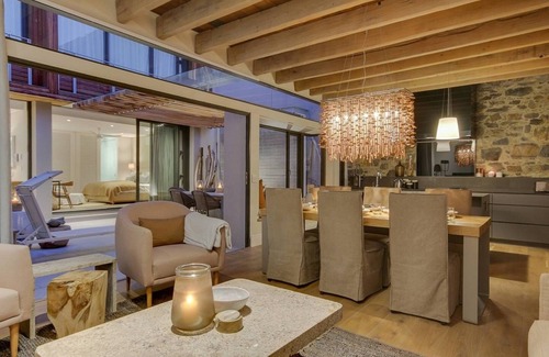 Cape Town City Centre Apartment | Designer Apartment with easy Access to the City 155 Waterkant