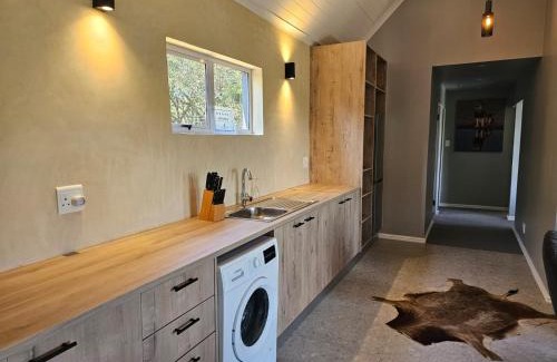 Stellenbosch House | Die Heerenhuys Guest Suites