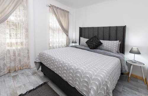 Herolds Bay Apartment | Die Kant - Hooggety