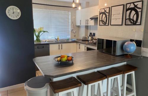 Kenridge Apartment | Durbanville Self Catering Apartments