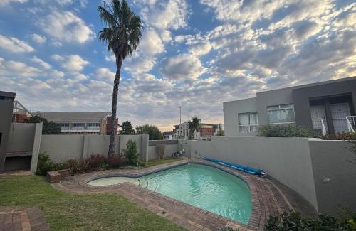 Kenridge Apartment | Durbanville Self Catering Apartments