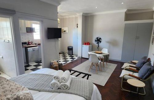 Somerset West Apartment | Ebenezer