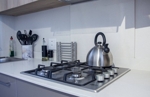 Greater Johannesburg Metropolitan Area Apartment | Eden Suites is 11 minutes away from Monte Casino and 8 minutes to Altitude beach
