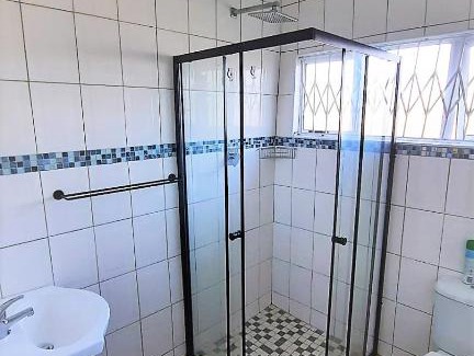 Kingsborough House | Ekhaya Accommodation