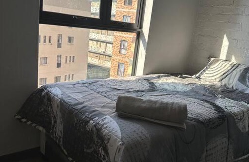 Downtown Johannesburg Apartment | Elevate533