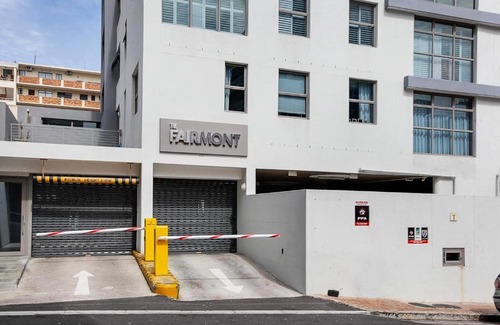 Sea Point Apartment | Fairmont 1001