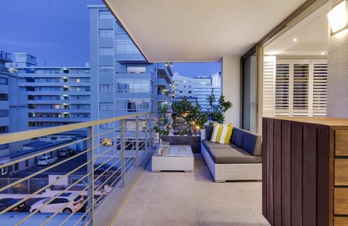 Sea Point Apartment | Fairmont 204