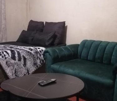 Greater Johannesburg Metropolitan Area House | Fancy Private Room in Yeoville