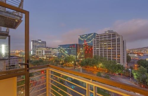 Cape Town City Centre Apartment | Fountain Suite 906