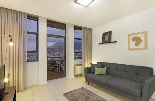 Cape Town City Centre Apartment | Fountain Suite 906