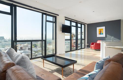 Cape Town City Centre Apartment | Four Seasons Apartments