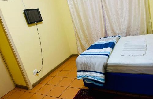 Pretoria North House | Galaxy Guesthouse Pretoria North