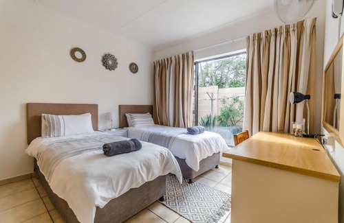 Gonubie Apartment | Grayson's no 2