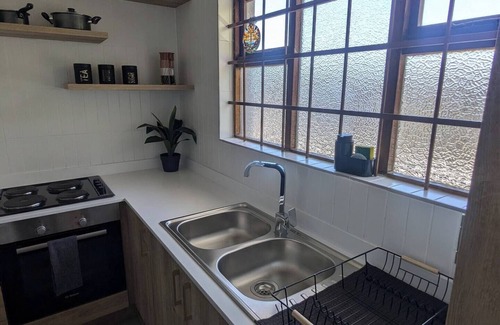 Green Point Condo | Green Point Getaway: for Work, Play & Family Fun in the Trendiest Cape Town Area