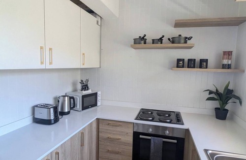 Green Point Condo | Green Point Getaway: for Work, Play & Family Fun in the Trendiest Cape Town Area