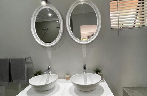 Ballito House | Guest house on Gillian Unit 6