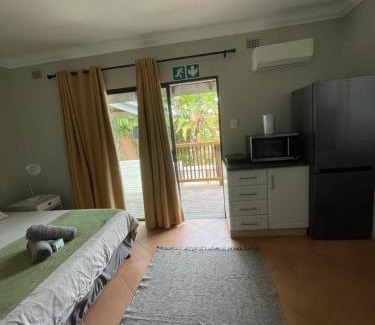 Ballito Apartment | Guest house on Gillian Unit 3