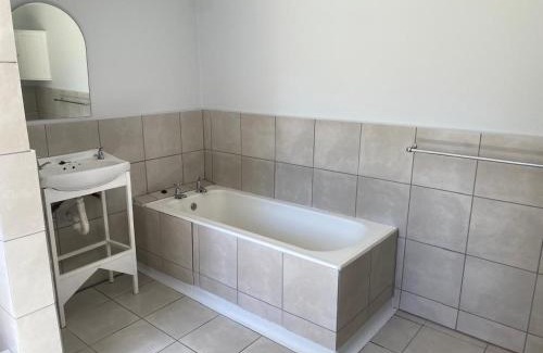 Inkwanca House | Gunsteling