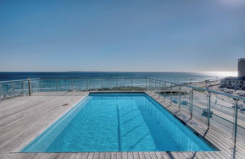 Bloubergstrand Apartment | Horizon Bay 1603 Beachfront Beauty by HMH