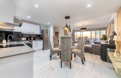 Bloubergstrand Apartment | Horizon Bay 502, Blouberg by HMH