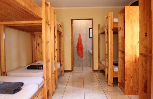 Oudtshoorn Hostel | Hostel ∙ 8 guests