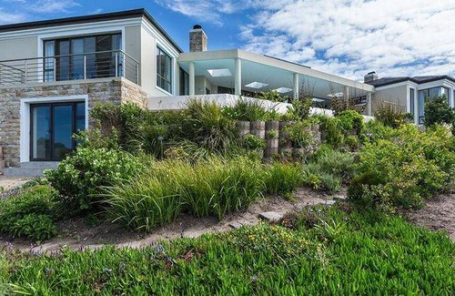 Knysna House | House ∙ 2 bedrooms ∙ 4 guests