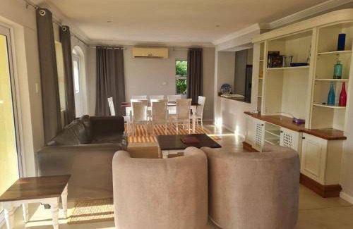 Port Edward House | House ∙ 4 bedrooms ∙ 12 guests