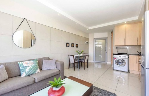 Sandown Apartment | Hydro Park Apartments