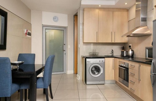 Sandown Apartment | Hydro Park Sandton Apartments