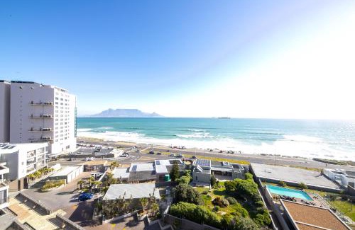 Bloubergstrand Apartment | Infinity 602