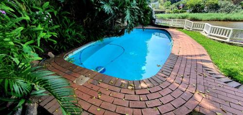 Ramsgate Beach Apartment | Inn On The Sea 3 - 8 Sleeper - Gorgeous and Sophisticated Beach Style Living