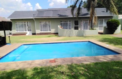 Alberton House | Johannesburg Alberton 3 bedroom house