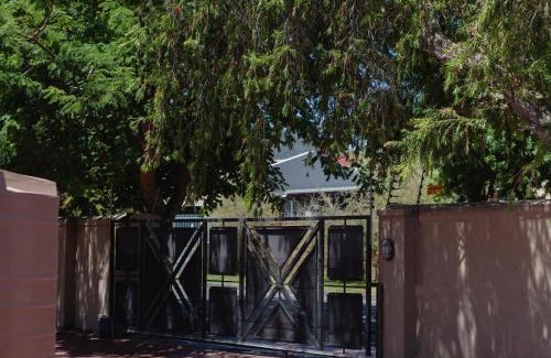 Parow North House | Julinas Guesthouse